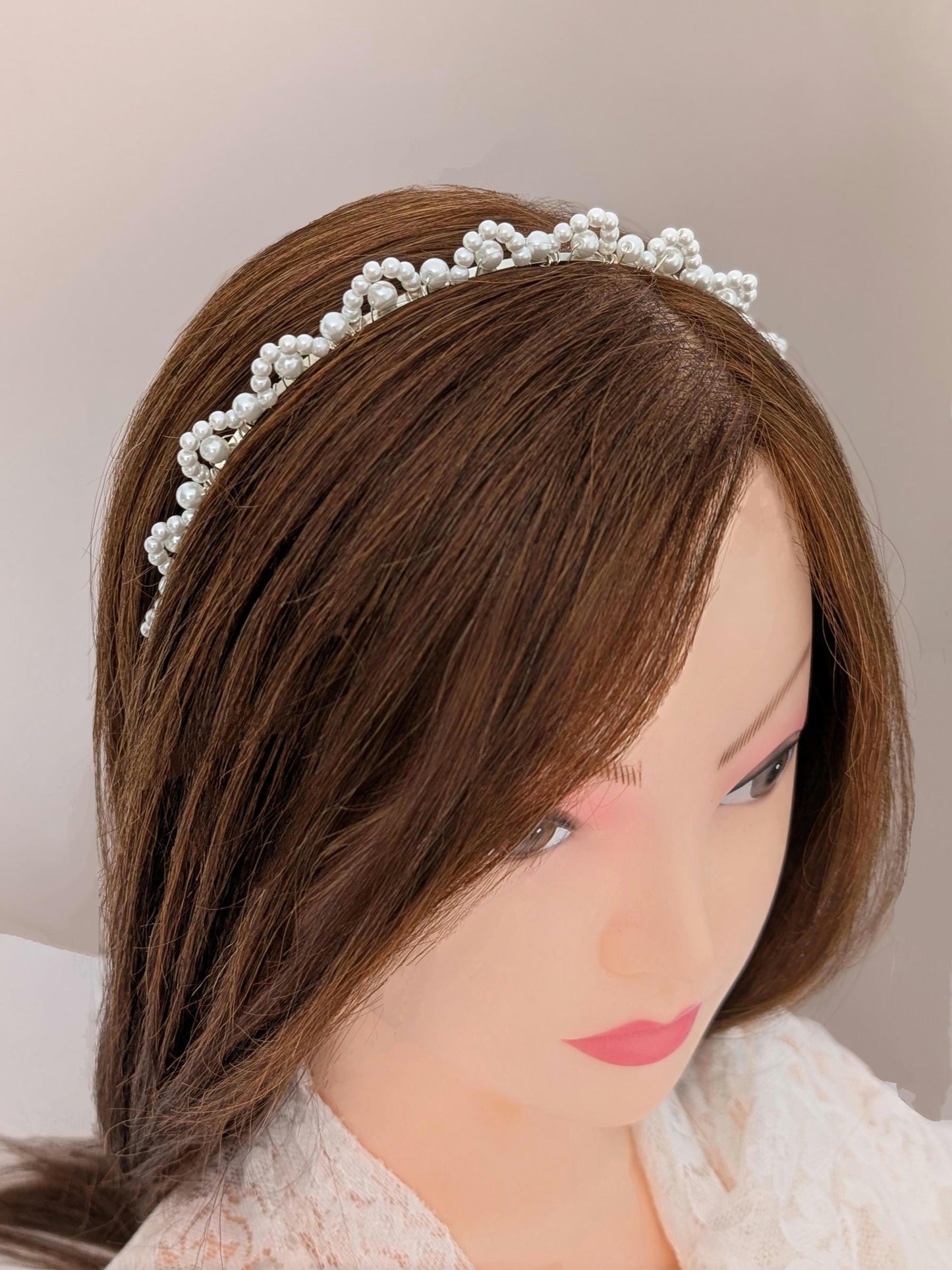 Margot - Elegant Pearl Crown Headband