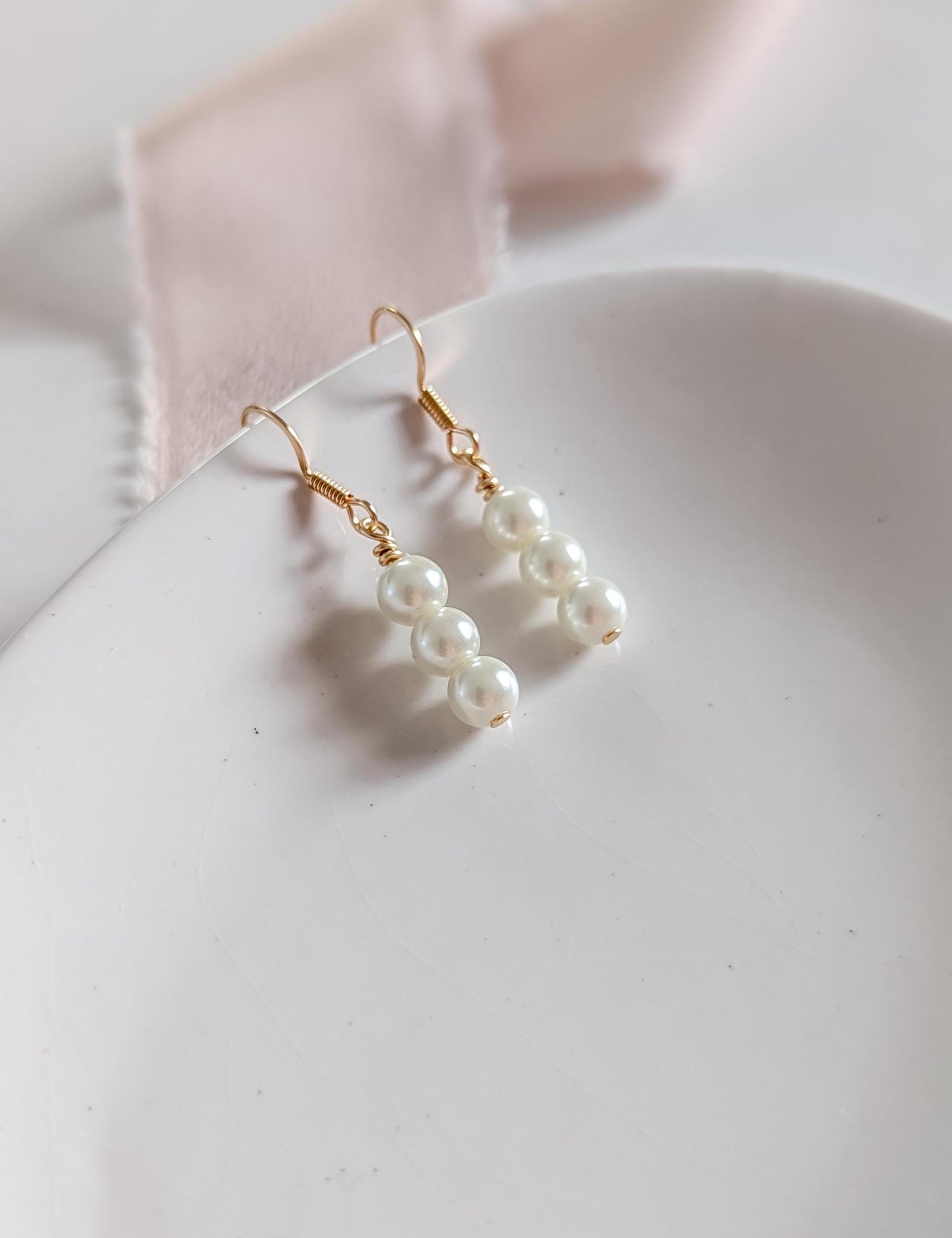 Vera - Stacked Pearl Dangle Earring