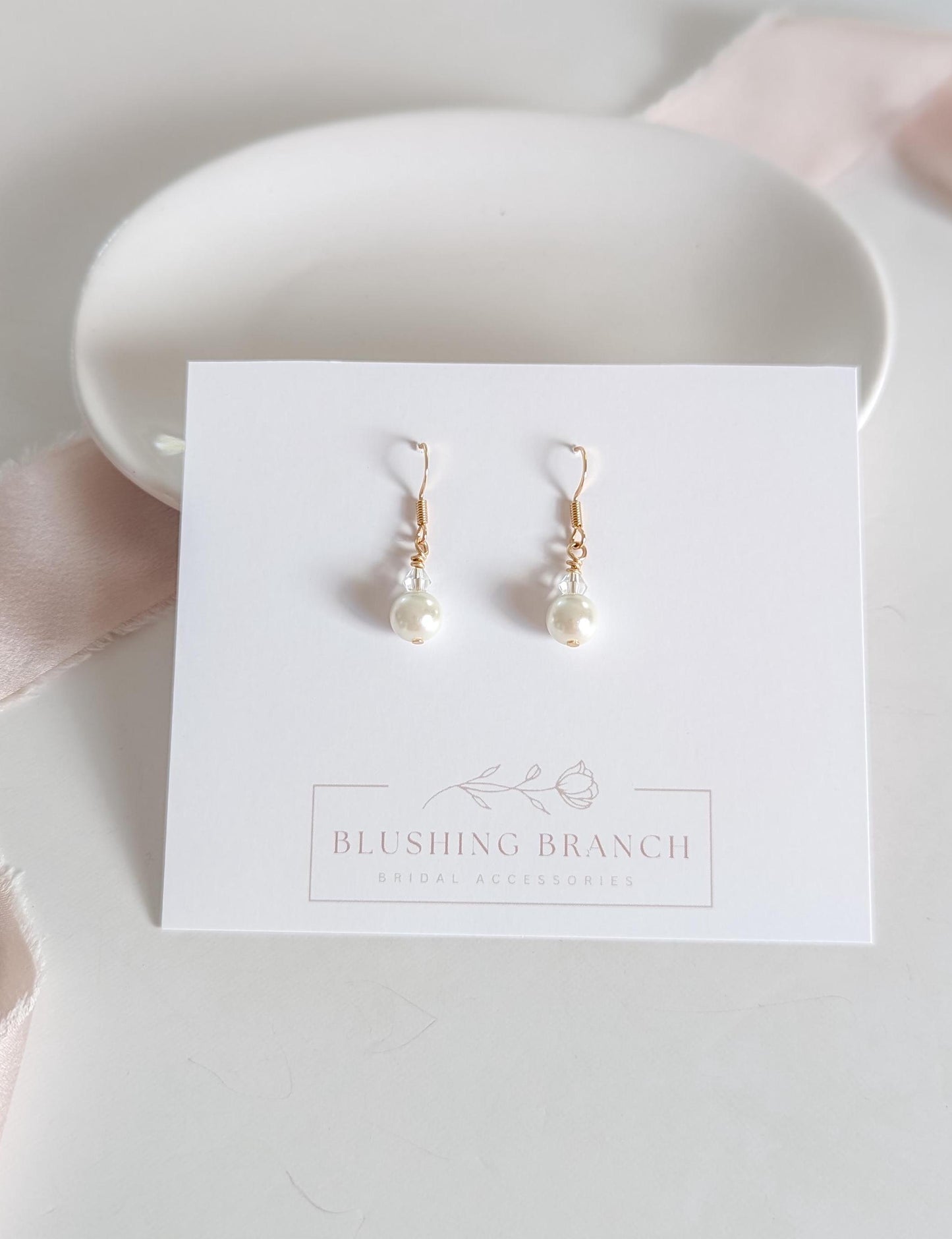Mira - Pearl Drop Earrings With Crystal