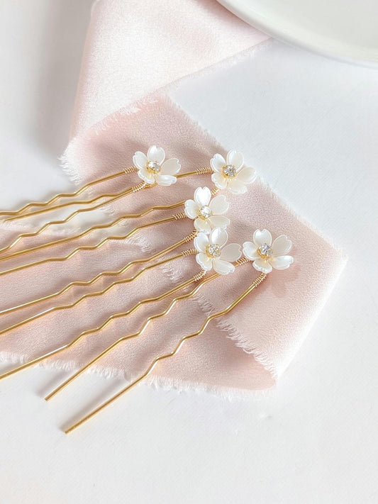 Camille – Single Flower Hair Pins (Set of 3, 5, or 10)