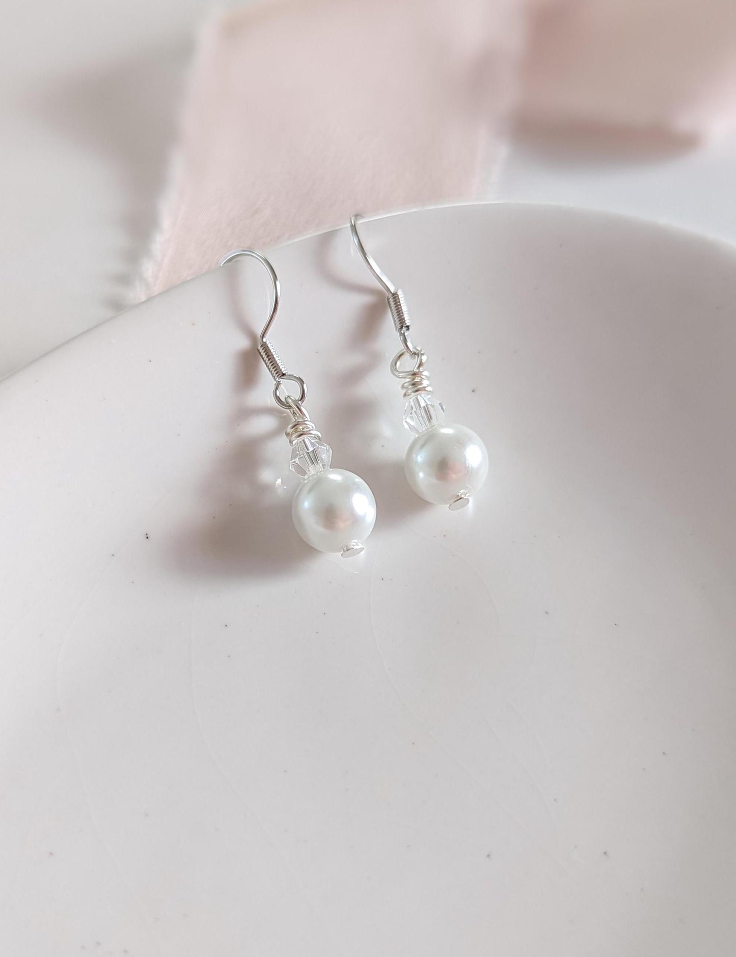 Mira - Pearl Drop Earrings With Crystal