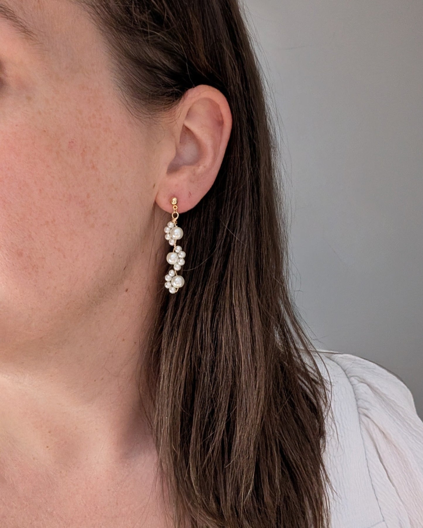 Lexi - Dainty Pearl Earring