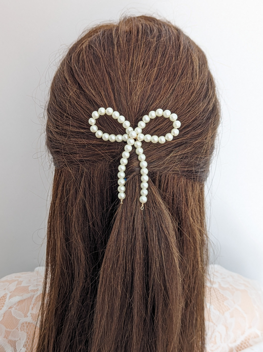 Amelia - Large Pearl Bow Hair Pin