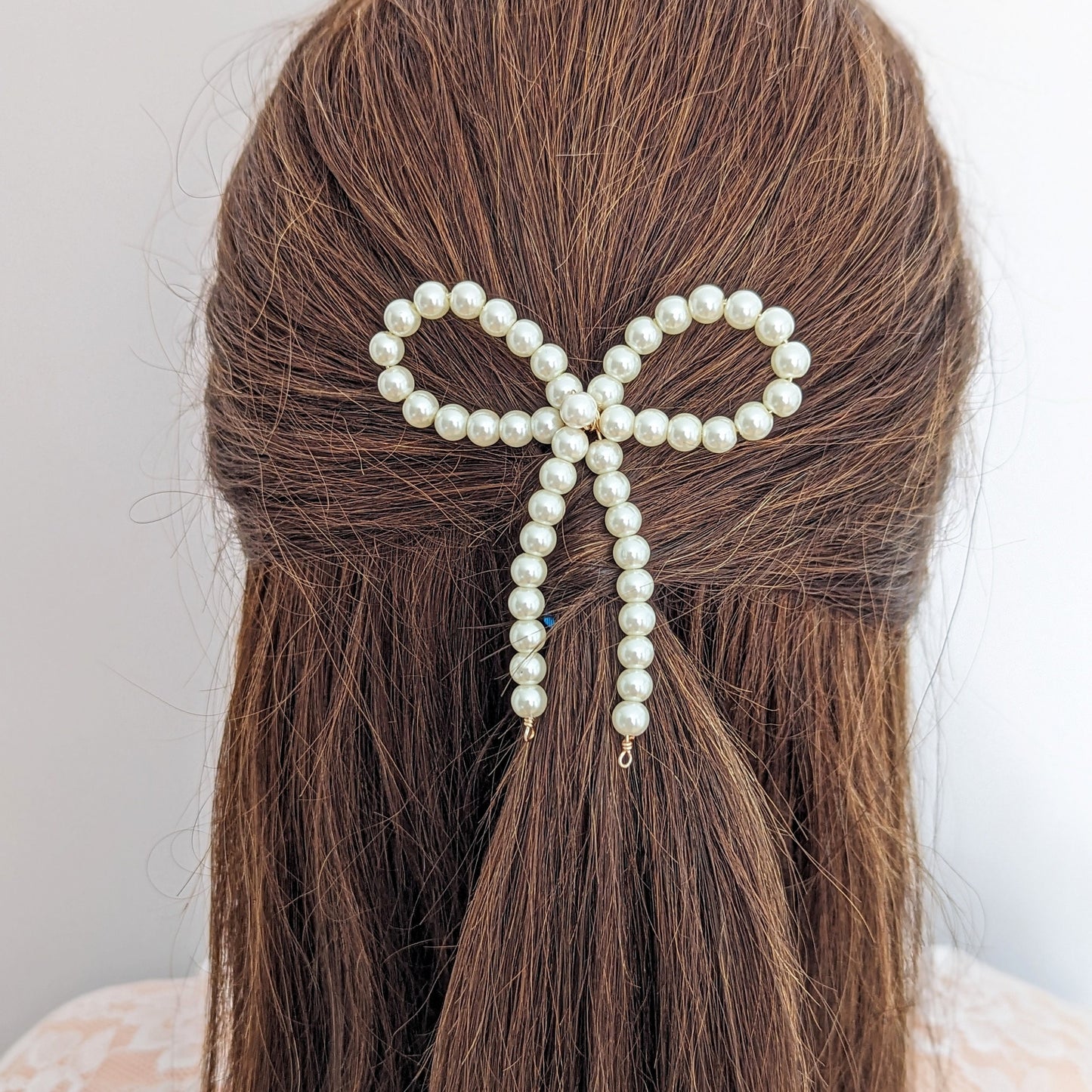 Amelia - Large Pearl Bow Hair Pin