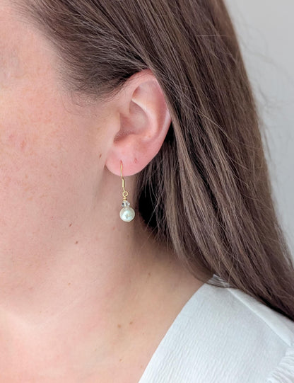 Mira - Pearl Drop Earrings With Crystal