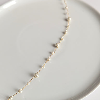 Hannah - Thin Pearl Bridal Hair Vine (8"-24")
