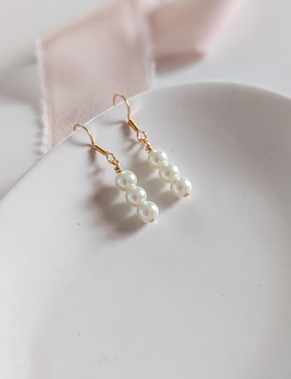 Vera - Stacked Pearl Dangle Earring
