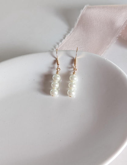Vera - Stacked Pearl Dangle Earring