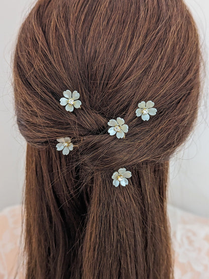 Camille – Single Flower Hair Pins (Set of 3, 5, or 10)