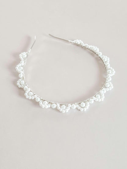 Margot - Elegant Pearl Crown Headband