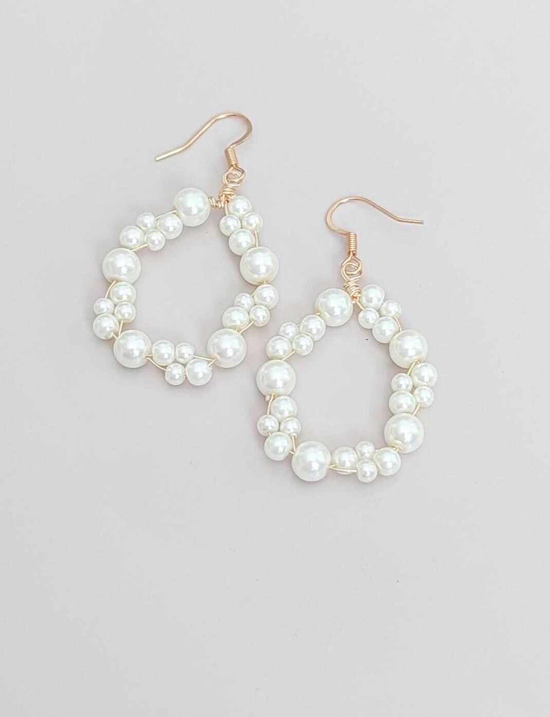 Kate - Pearl Hoop Earrings