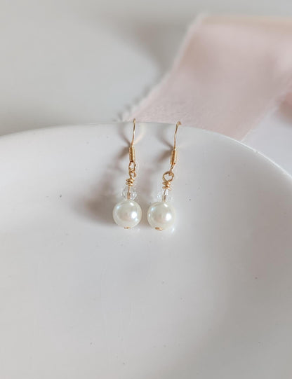 Mira - Pearl Drop Earrings With Crystal