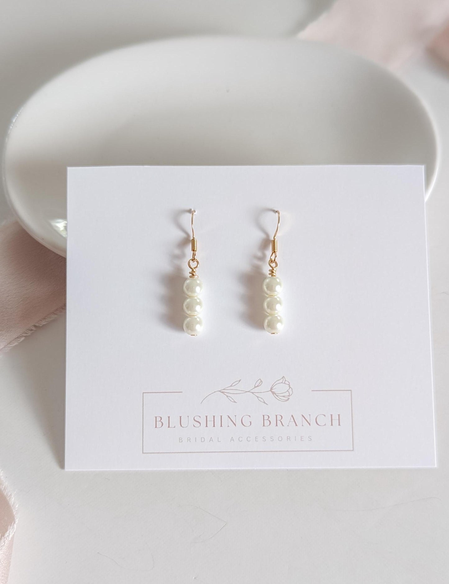 Vera - Stacked Pearl Dangle Earring