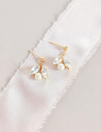 Chloe + Ava Jewelry Set - Crystal & Pearl Hair Pins with Matching Earrings