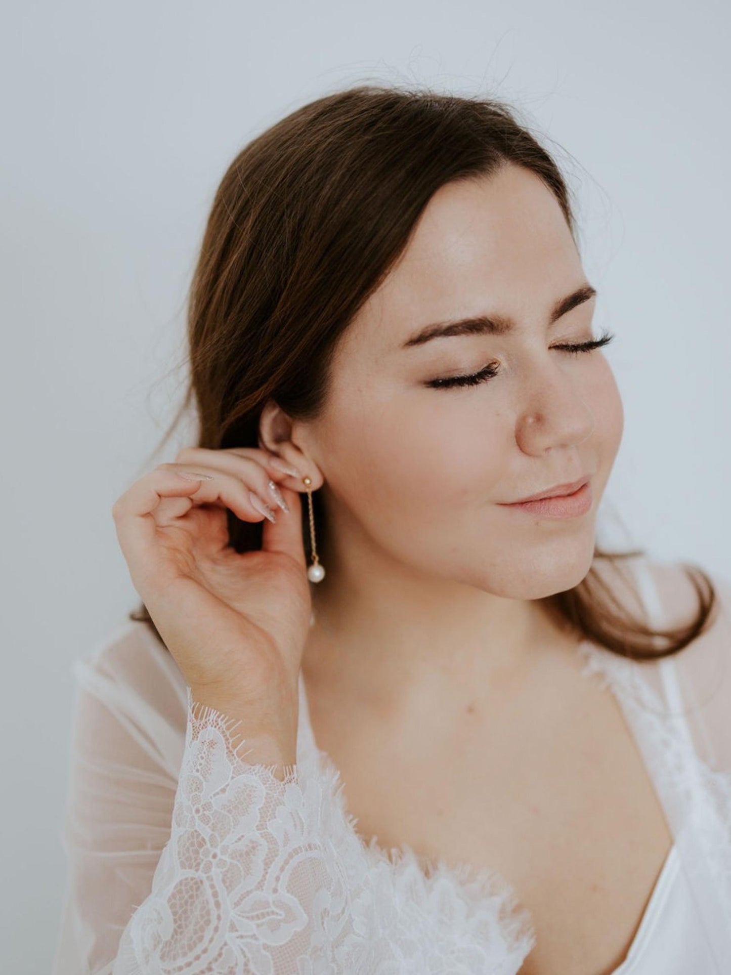 Sabine - Long Pearl Drop Earring Dainty