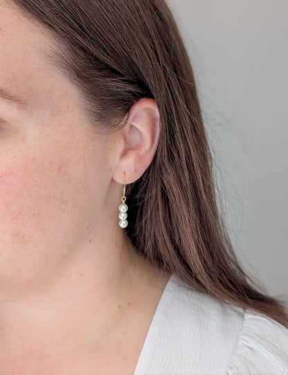 Vera - Stacked Pearl Dangle Earring