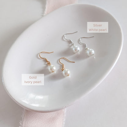 Anna - Simple Drop Pearl Dangle Earring