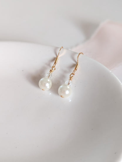 Mira - Pearl Drop Earrings With Crystal