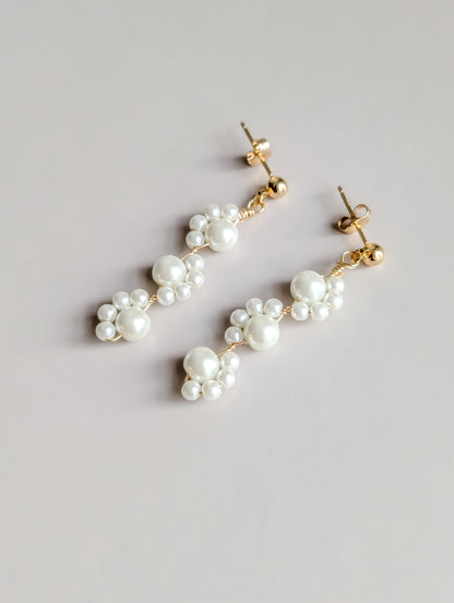 Lexi - Dainty Pearl Earring