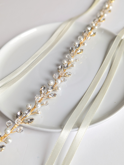 Charlotte - Crystal & Pearl Bridal Belt (18"-30")