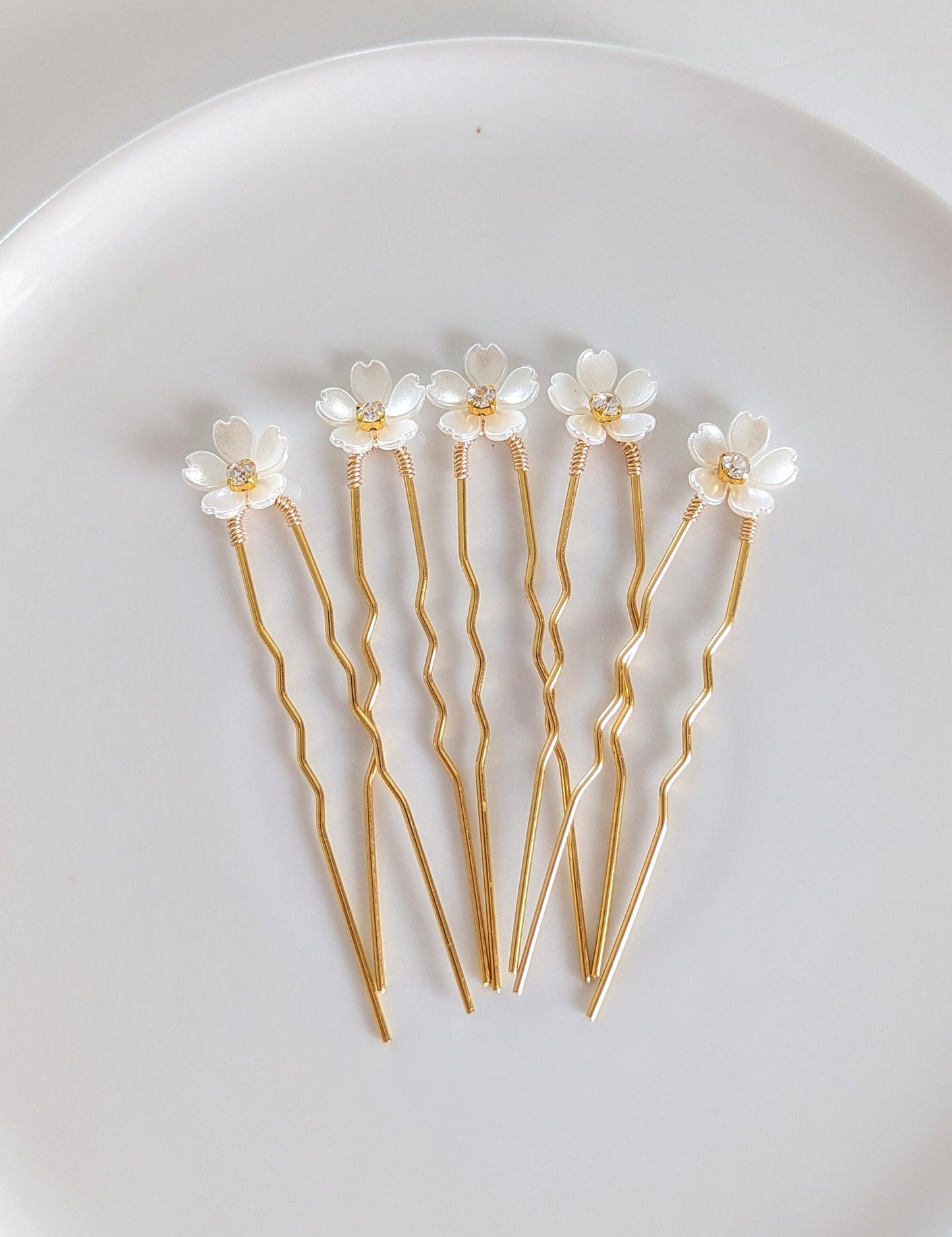 Camille – Single Flower Hair Pins (Set of 3, 5, or 10)