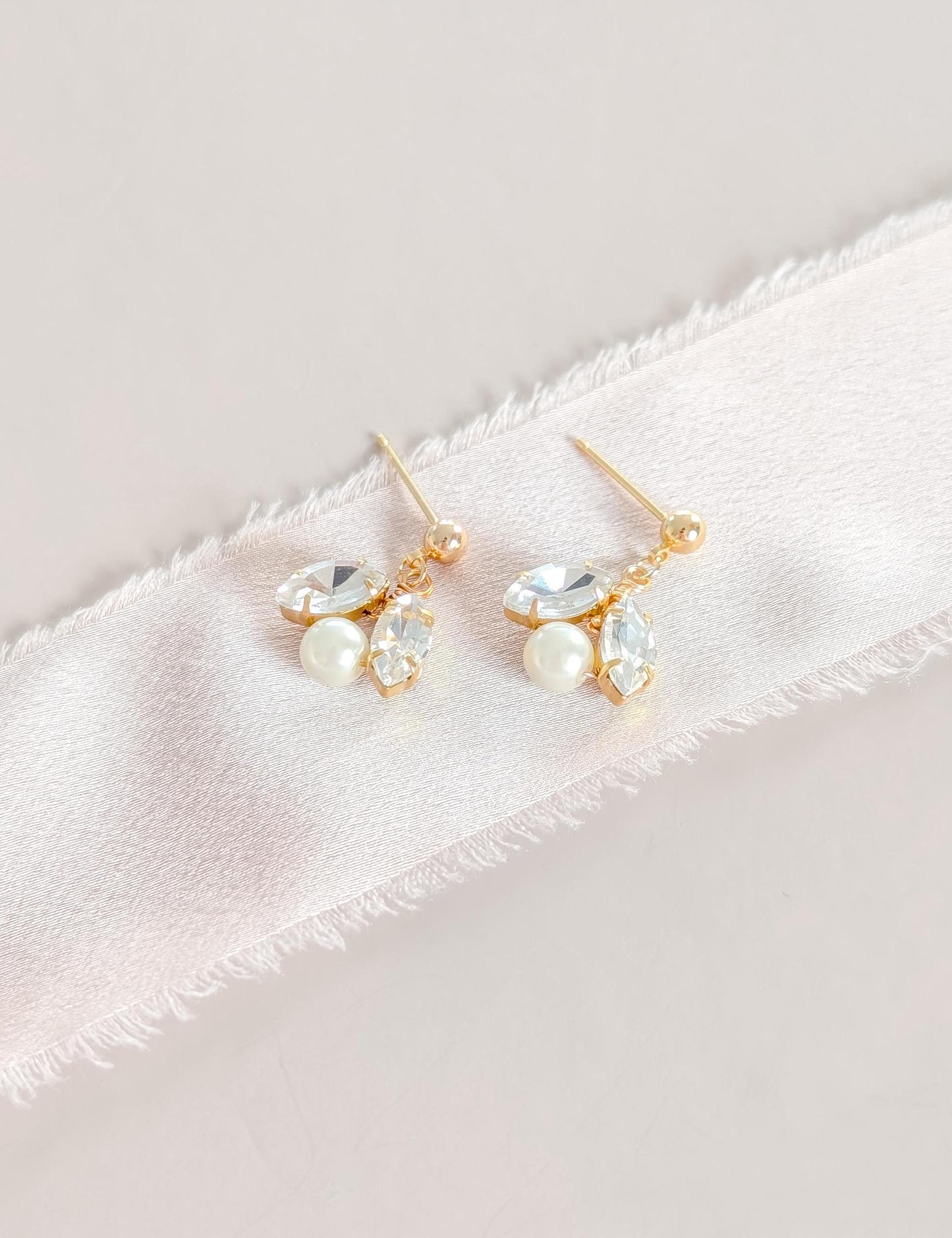 Ava - Crystal Bridal Earrings with Pearl Accents