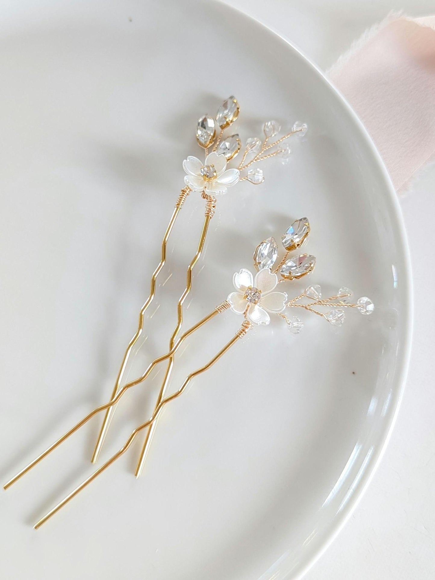 Poppy - Flower and Crystal Bridal Hair Pins (Set of 1-6)