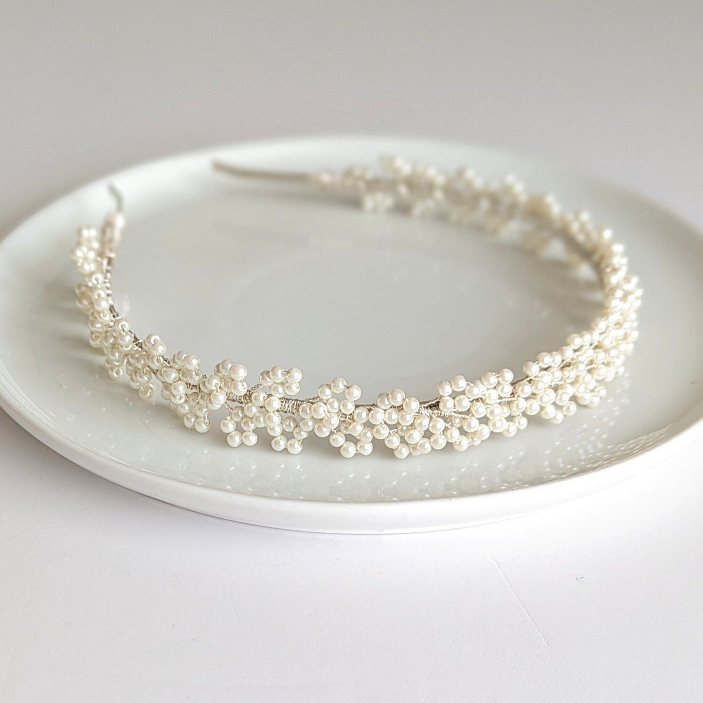 Sylvie – Baby’s Breath Inspired Pearl Headband