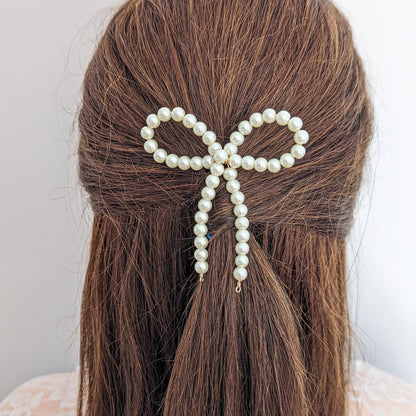 Amelia - Large Pearl Bow Hair Pin