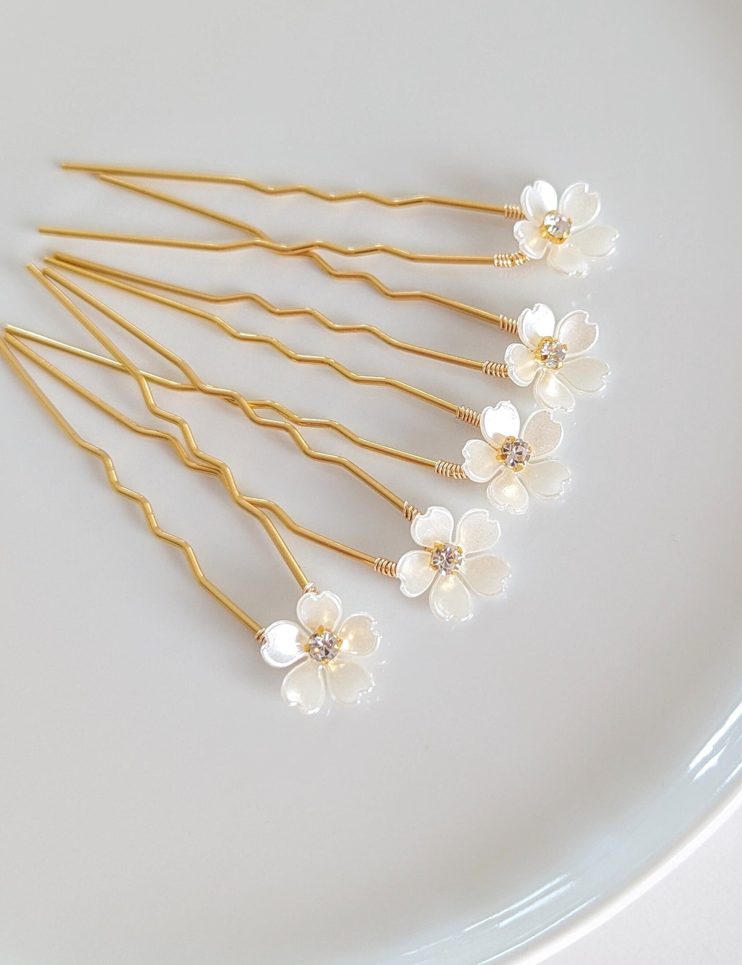 Camille – Single Flower Hair Pins (Set of 3, 5, or 10)