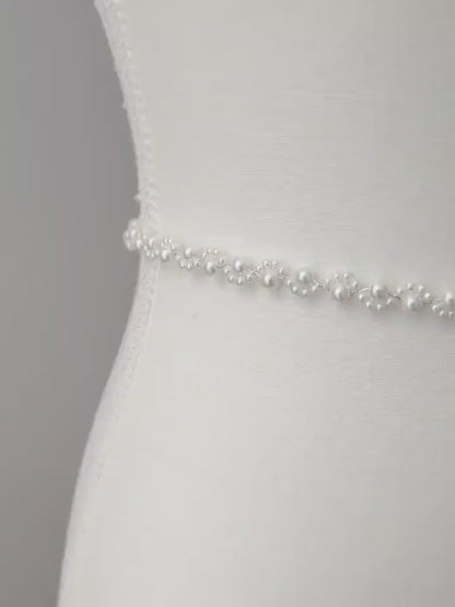 Lexi - Simple Pearl Bridal Belt (18"-30")